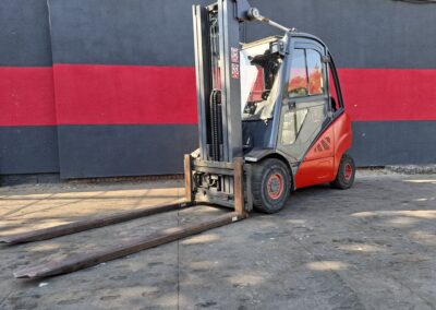 Wózek widłowy Linde H30T-01 / 393