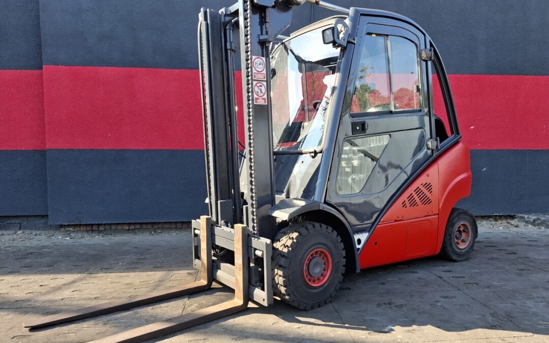 Wózek widłowy Linde H25T-02 / 392
