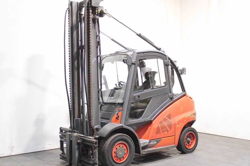 Wózek widłowy Linde H 45 D-02 394