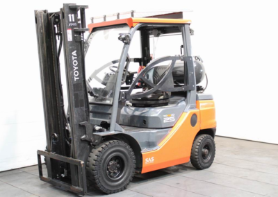 Wózek widłowy Toyota 02-8 FGF 25